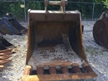 Used Bucket,Front of used Bucket,Side of used Esco Bucket